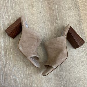 Steve Madden Tan Suede Open-Toe Block Heel Mules